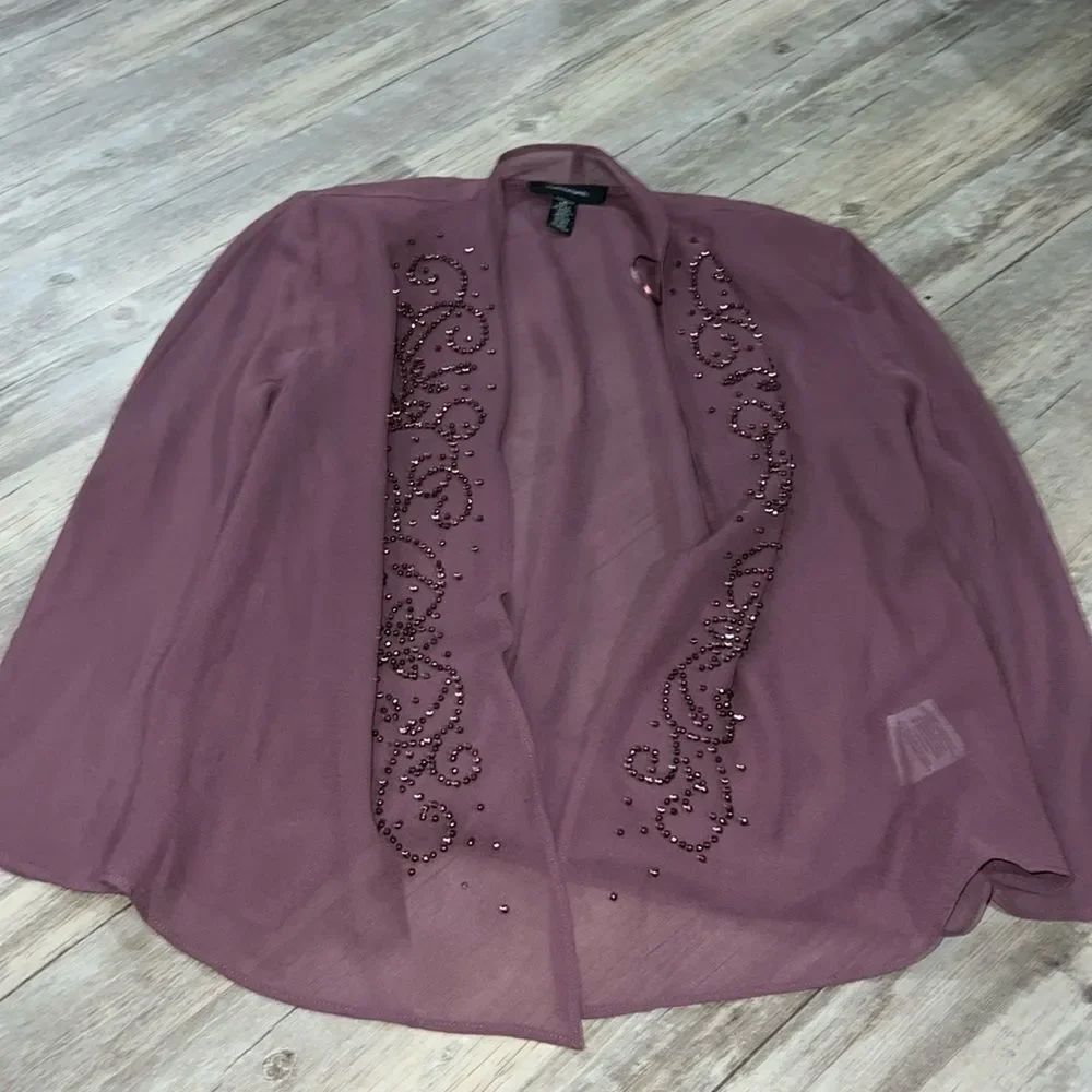 R&M Richard's top